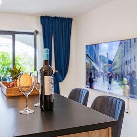 Romeo&Julia- Newly Refurbished Apartment Near Medulin ポメル エクステリア 写真