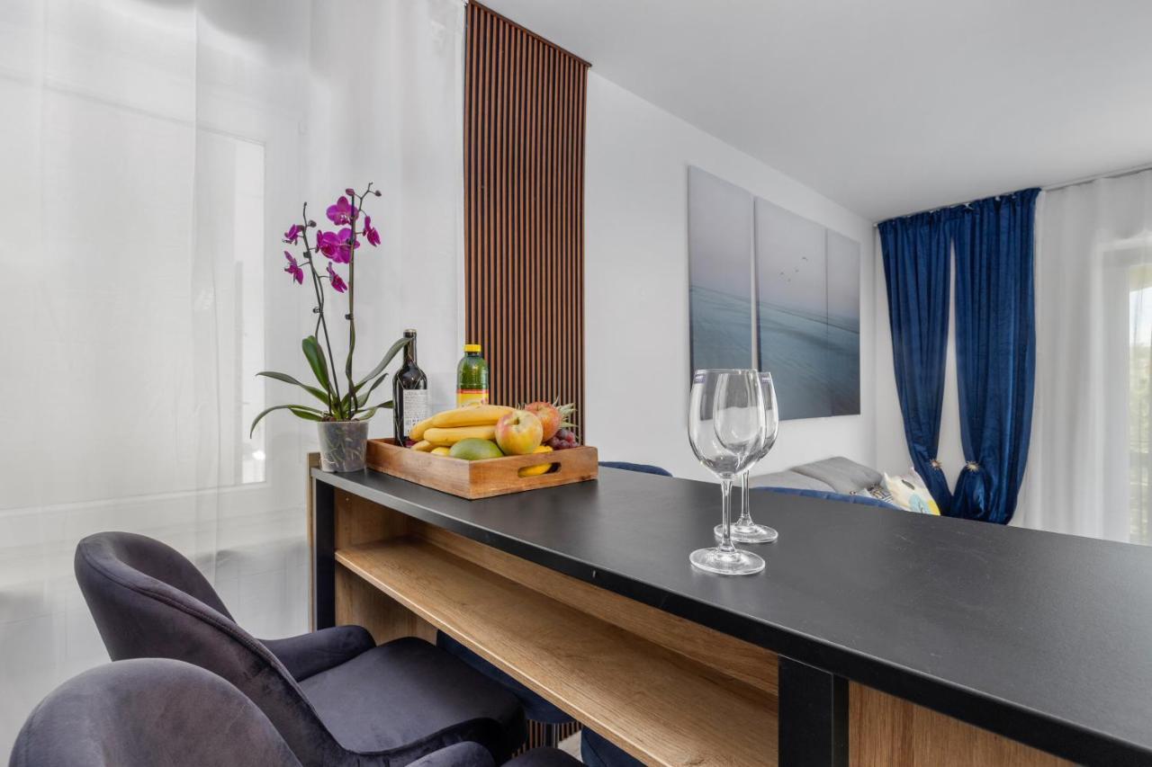 Romeo&Julia- Newly Refurbished Apartment Near Medulin ポメル エクステリア 写真
