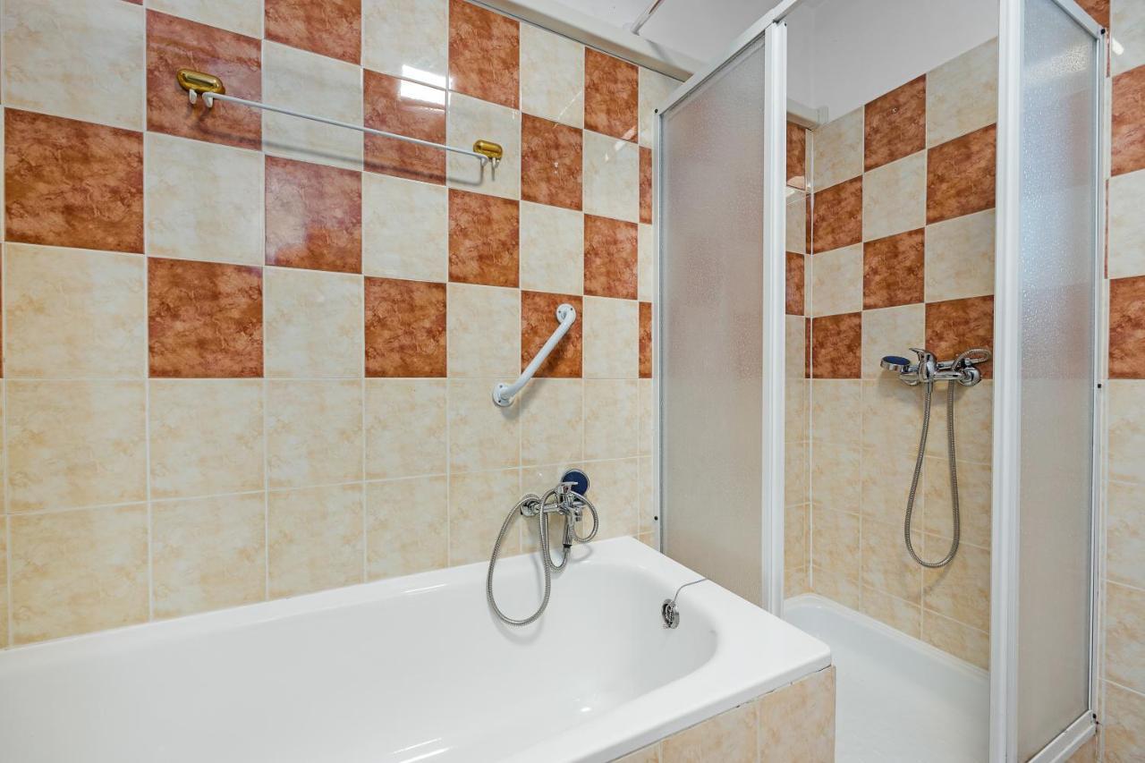 Romeo&Julia- Newly Refurbished Apartment Near Medulin ポメル エクステリア 写真