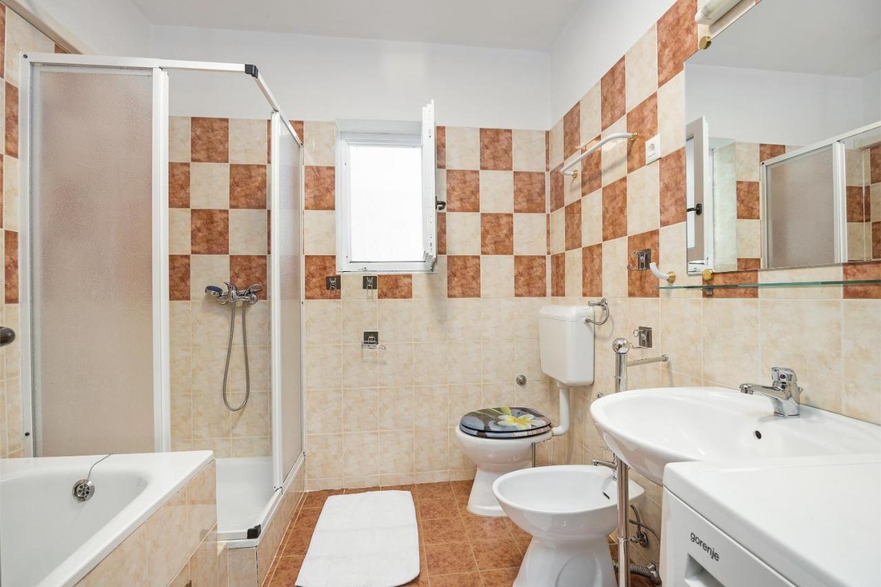 Romeo&Julia- Newly Refurbished Apartment Near Medulin ポメル エクステリア 写真